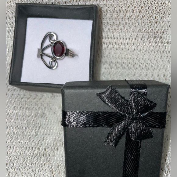 Garnet Sterling Silver Ring - Picture 1 of 3